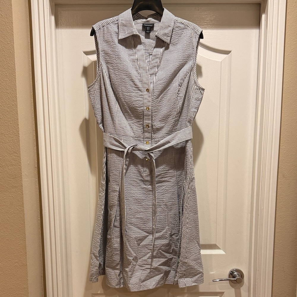 Jones & Co Sleeveless Seersucker Striped Shirt Dress 14